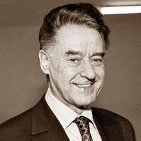 Портрет автора Андрей Дмитриевич Дементьев